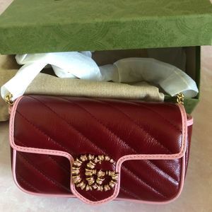 BRAND NEW GUCCI SUPERMINI IN RED